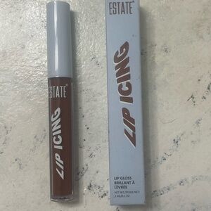 Estate Lip Icing Gloss in Deep Brown